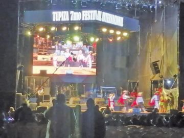 El séptimo festival de Tupiza. La foto es de anoche.