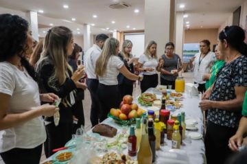 Preparando el festival.