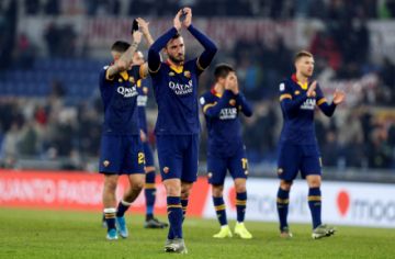 Los jugadores de la Roma al final del partido.