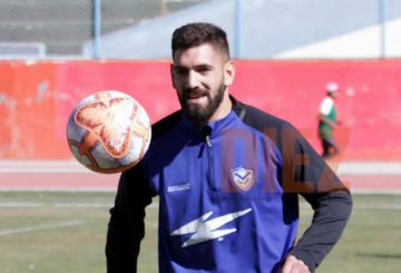Blooming ficha a Gustavo Fernández