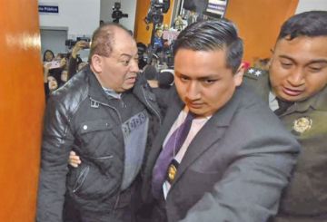 Está acusado por un caso de corrupción en la Uelicn.