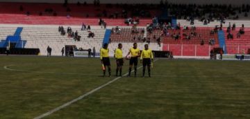 Real Potosí juega en el Víctor Agustín Ugarte.