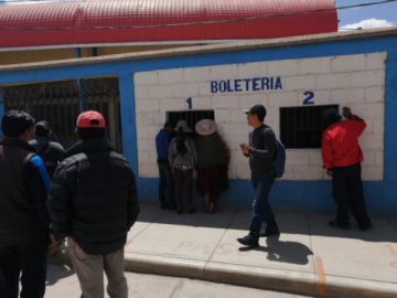 Real Potosí juega en el Víctor Agustín Ugarte.