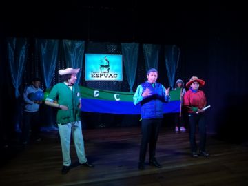 Política también provoca las risas