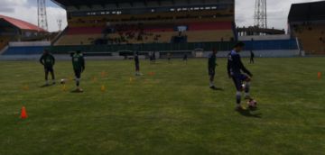 Real Potosí juega en el Víctor Agustín Ugarte.