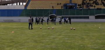 Real Potosí juega en el Víctor Agustín Ugarte.