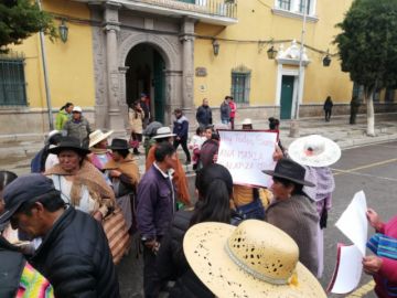 Llegaron con la protesta hasta el centro de la ciudad.