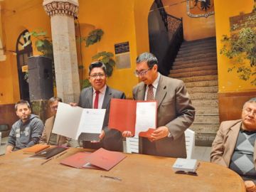 La UATF y la Alcaldía firman un convenio