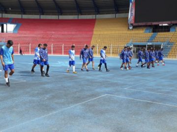 Se preparan para su partido de visitante.