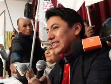 El anuncio fue transmitido por la red Erbol.