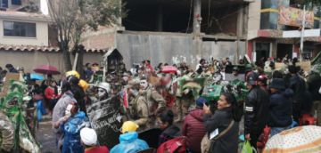 Las comparsas despiden el carnaval.
