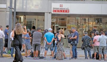 EMERGENCIA. Vista de la entrada de la clínica privada del grupo Swiss Medical de Buenos Aires donde se encuentra el primer caso de coronavirus.