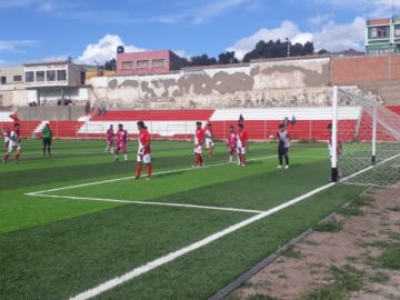Los equipos se juraron su permanencia en la primera B