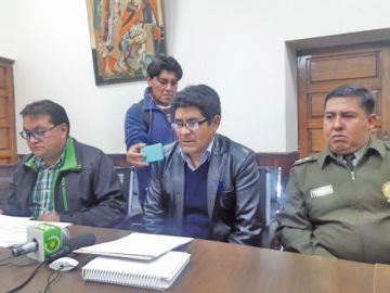 La conferencia de prensa de anoche.