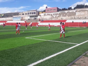 Los equipos se juraron su permanencia en la primera B