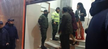 Desalojaron a las personas y se clausuró el salón. FOTO: INTENDENCIA MUNICIPAL