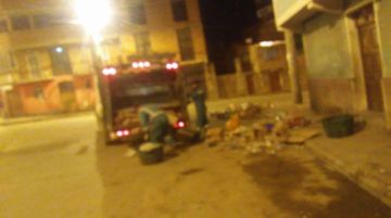 EMAP recogió la basura en horas previas. FOTO EMAP