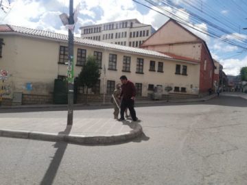 Hay un férreo control militar y policial.