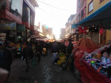 Así está la venta de productos en el Mercado Uyuni.