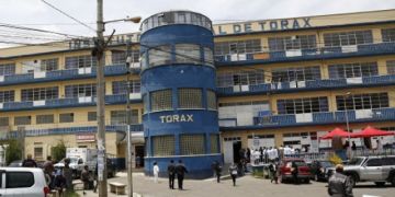 La Paz: un paciente de COVID-19 está delicado con compromiso pulmonar