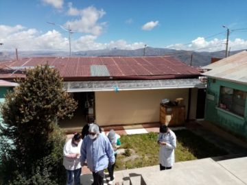 La concejala habló con el personal médico