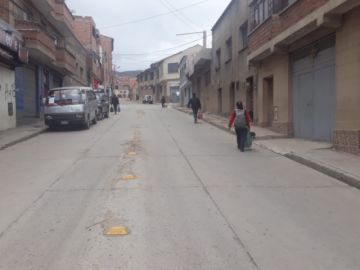Así están las calles cerca a mediodía.
