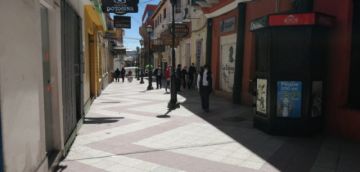 Las personas regresan a casa esta jornada de miércoles.