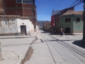Las personas regresan a casa esta jornada de miércoles.