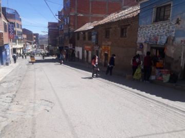 Las personas regresan a casa esta jornada de miércoles.
