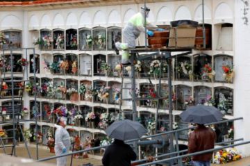 Más de 800.000 contagiados y España alcanza récord de muertes en 24 horas