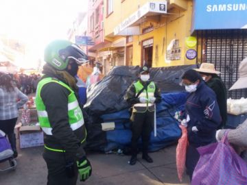 Hay control policial, pero algunas personas ignoran las recomendaciones.