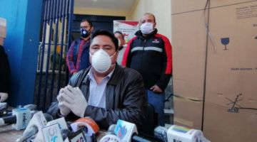 Gobierno entrega 2 mil reactivos para el segundo laboratorio en Cochabamba