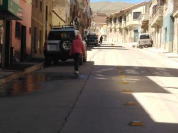 personas violan la cuarentena incluso con niños pequeños.