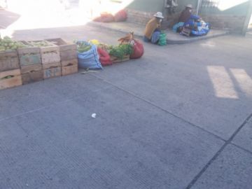Los controles están en varias zonas con mercados y tiendas.