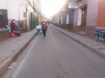 Los controles están en varias zonas con mercados y tiendas.