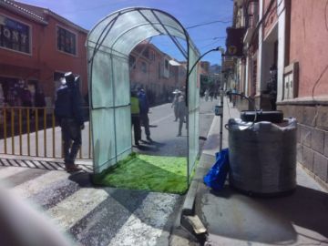 Buscan que la ciudadanía esté desinfectada.