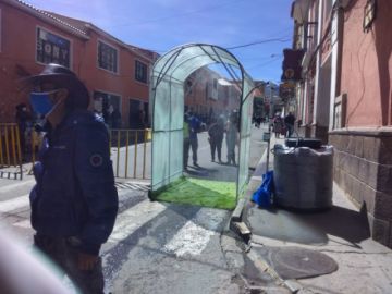 Buscan que la ciudadanía esté desinfectada.