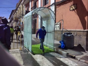 Se instalan más cámaras de desinfección