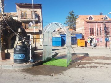 Se implementan medidas de bioseguridad como el uso de barbijos en esa zona.