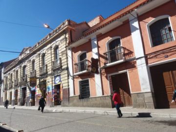 Buscan que la ciudadanía esté desinfectada.