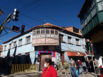 Buscan que la ciudadanía esté desinfectada.