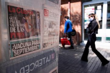 Chile supera los 8.200 casos por COVID-19 y llega casi a los 100 fallecidos
