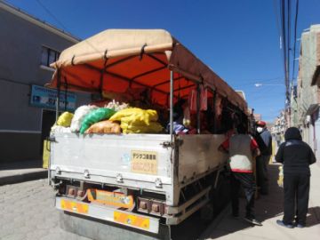 Ofrecen una variedad de frutas.