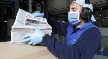 COVID-19 no se transmite a través del papel periódico