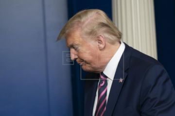 Trump insinúa que podría cancelar sus ruedas de prensa diarias por polémica