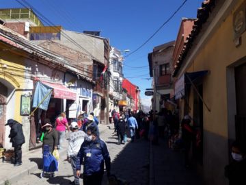 Así están las calles en la ciudad de Potosí este lunes.