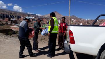 Llevaron alimentos a las familias. FOTO: ABC