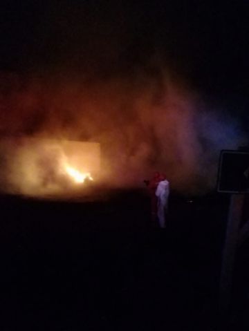 El personal de bomberos acudió al llamado.