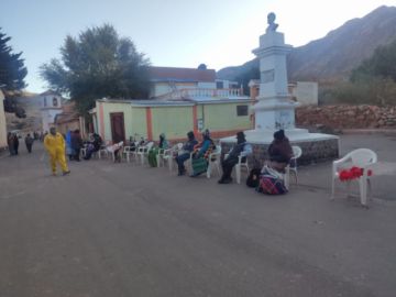 El pago de bonos llegó hasta Tarapaya. FOTO GAMP