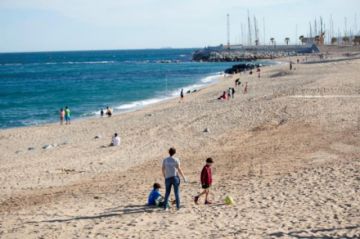 España registra un nuevo repunte de contagios y muertes por coronavirus 